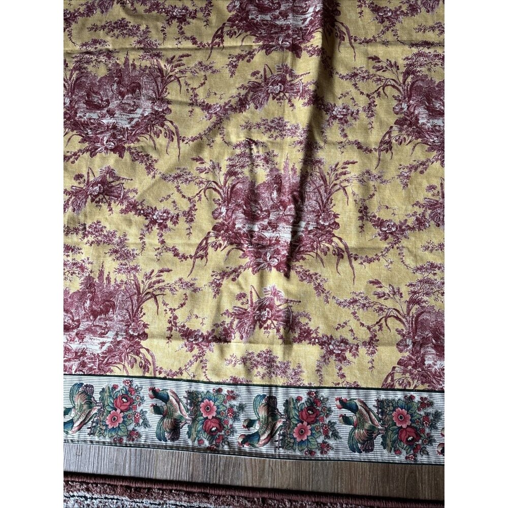 French Inspired Linen Table Cloth Or Hanging Heavy Material Size 61 X 61 - Picture 4 of 9